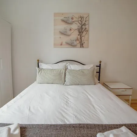 Apartman Alegria Flat Center With Elevator By Vacationy Porto
