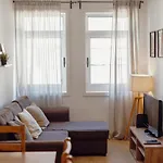 아파트 Alegria Flat Center With Elevator By Vacationy 포르투