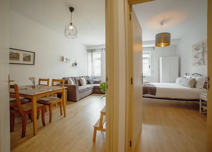 Alegria Flat Center With Elevator By Vacationy *