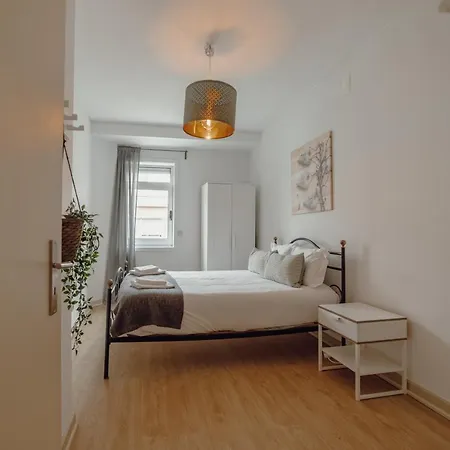 Alegria Flat Center With Elevator By Vacationy 아파트